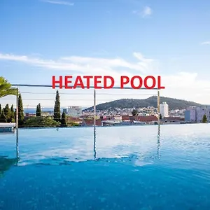 4* Hotell Art