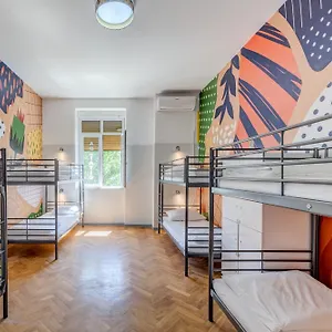 Colors Of Adriatic - Youth Only Hostel