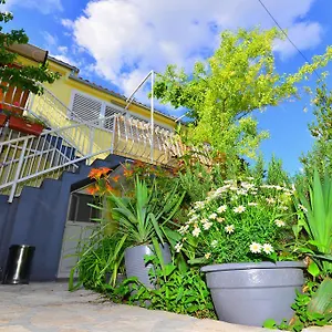 Veky 3 Apartman