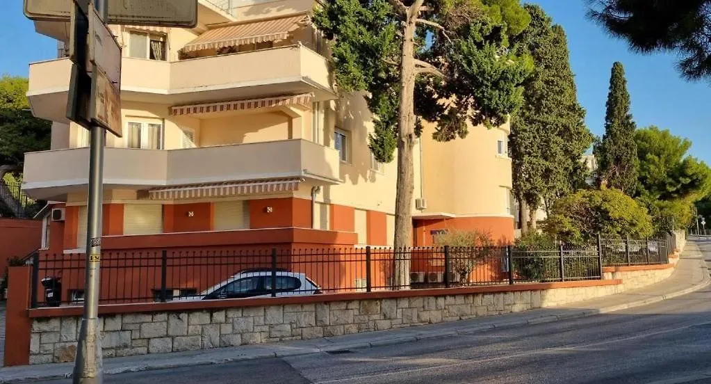 Serenity Beach Apartments Split